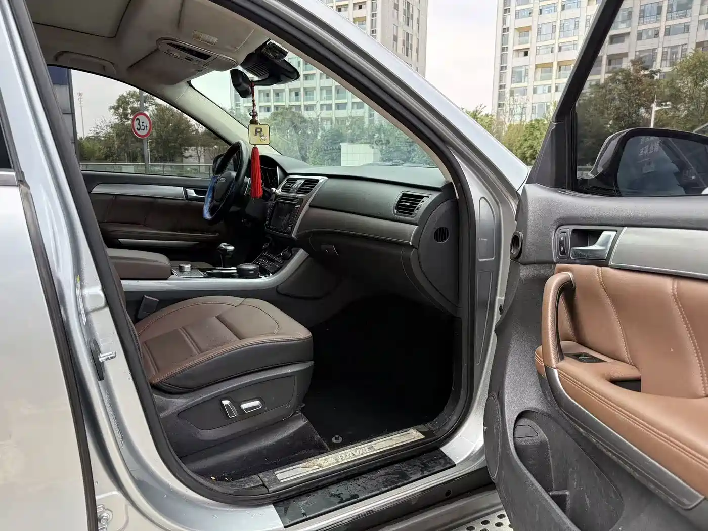 Haval H8 2017 2017 2.0T Gasoline 2WD Smart Enjoyment