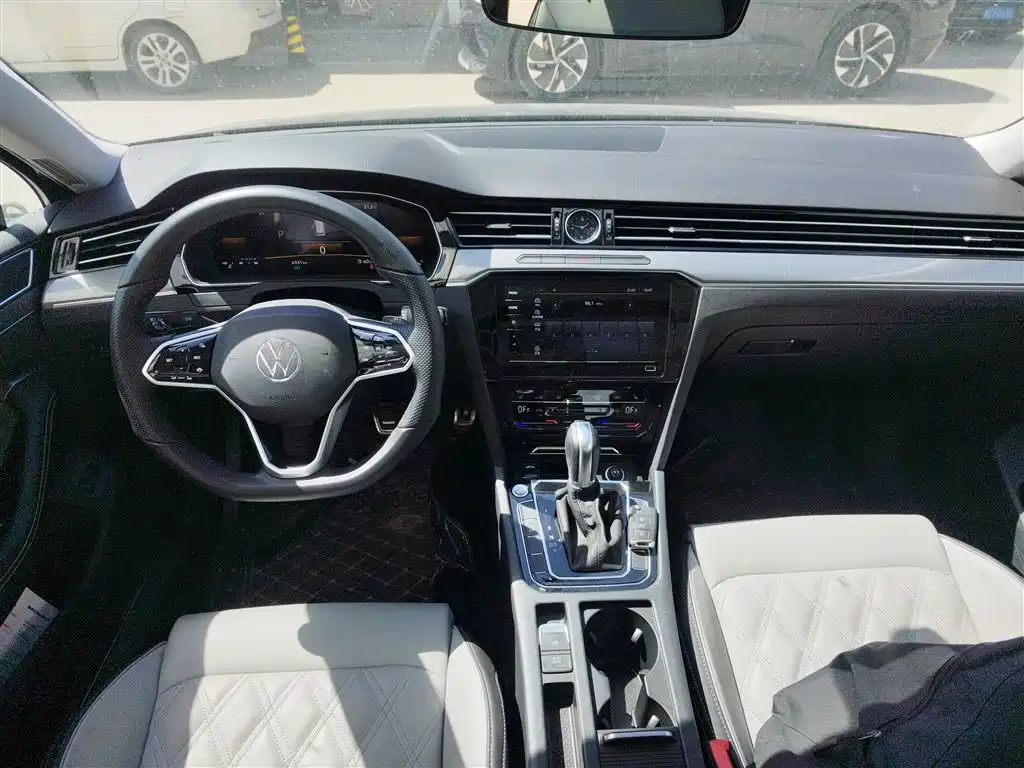 Volkswagen Magotan 2025 Facelift Public Edition 280TSI DSG Luxury фото 10