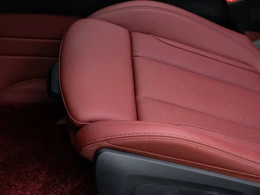 BMW 4 Series 2024 430i M Sport Shadow Edition фото 16