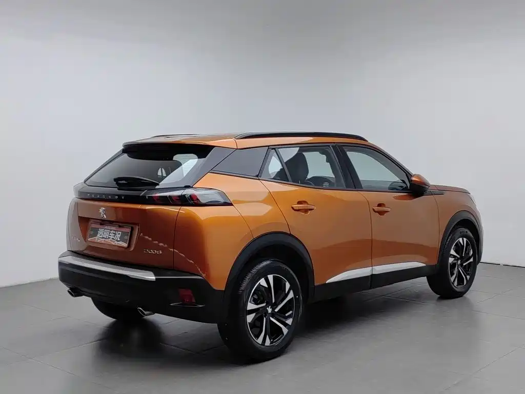 Фото 2 - Peugeot 2008