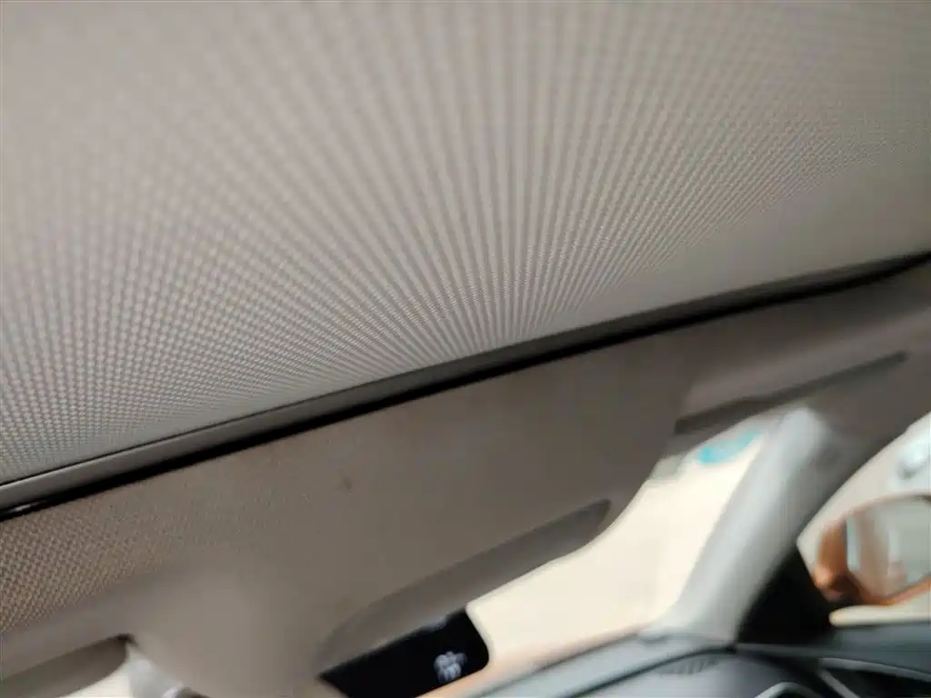 Audi Q3 2015 35 TFSI Millionth Anniversary Intelligent Leader фото 18