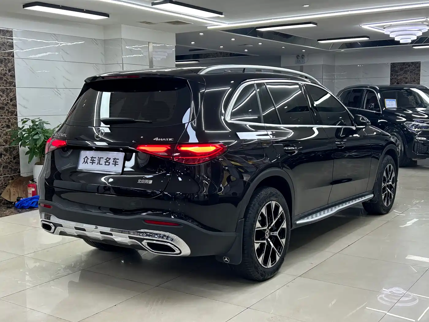 Mercedes-Benz GLC 2024 GLC 260 L 4MATIC Dynamic 5-seater фото 6