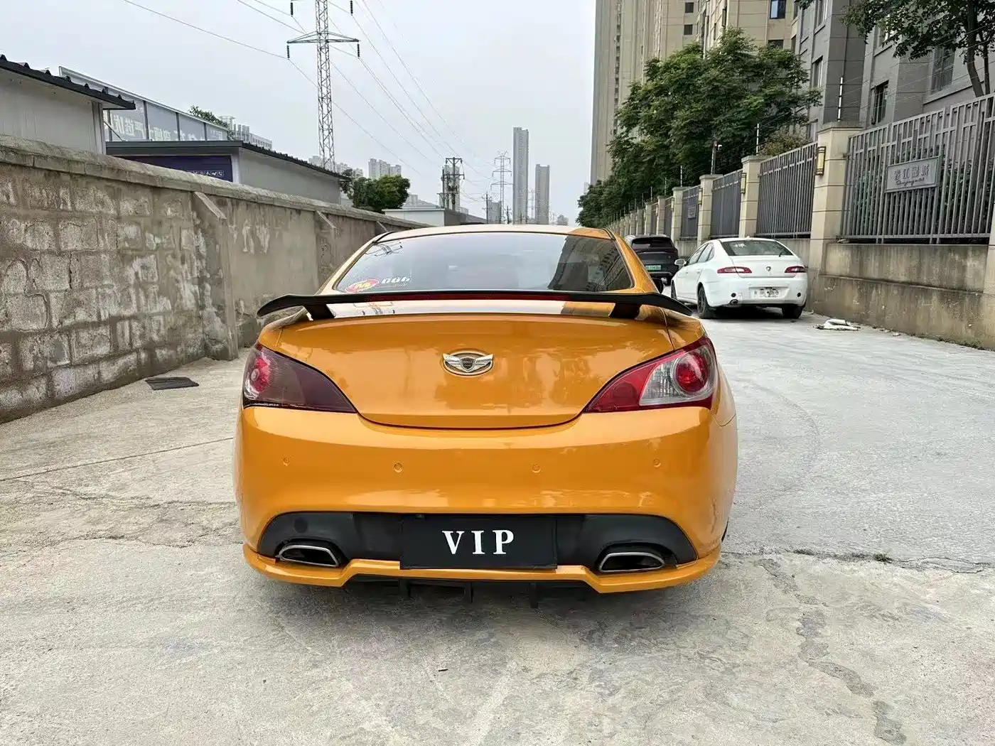 Hyundai Genesis Coupe 2009 Model 2.0T Automatic Luxury Edition фото 8