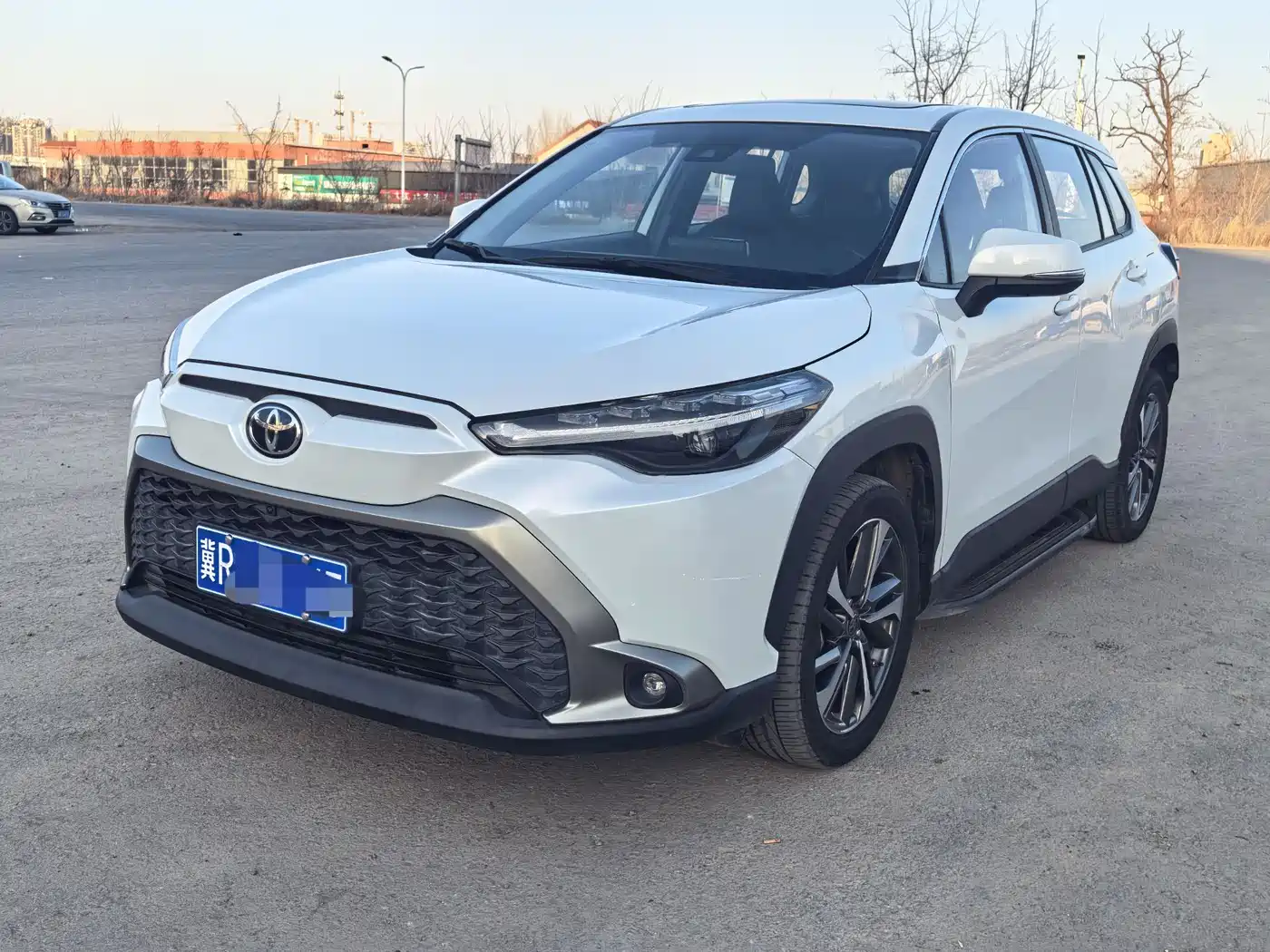 Toyota Frontlander 2022 2.0L CVT Luxury PLUS Edition