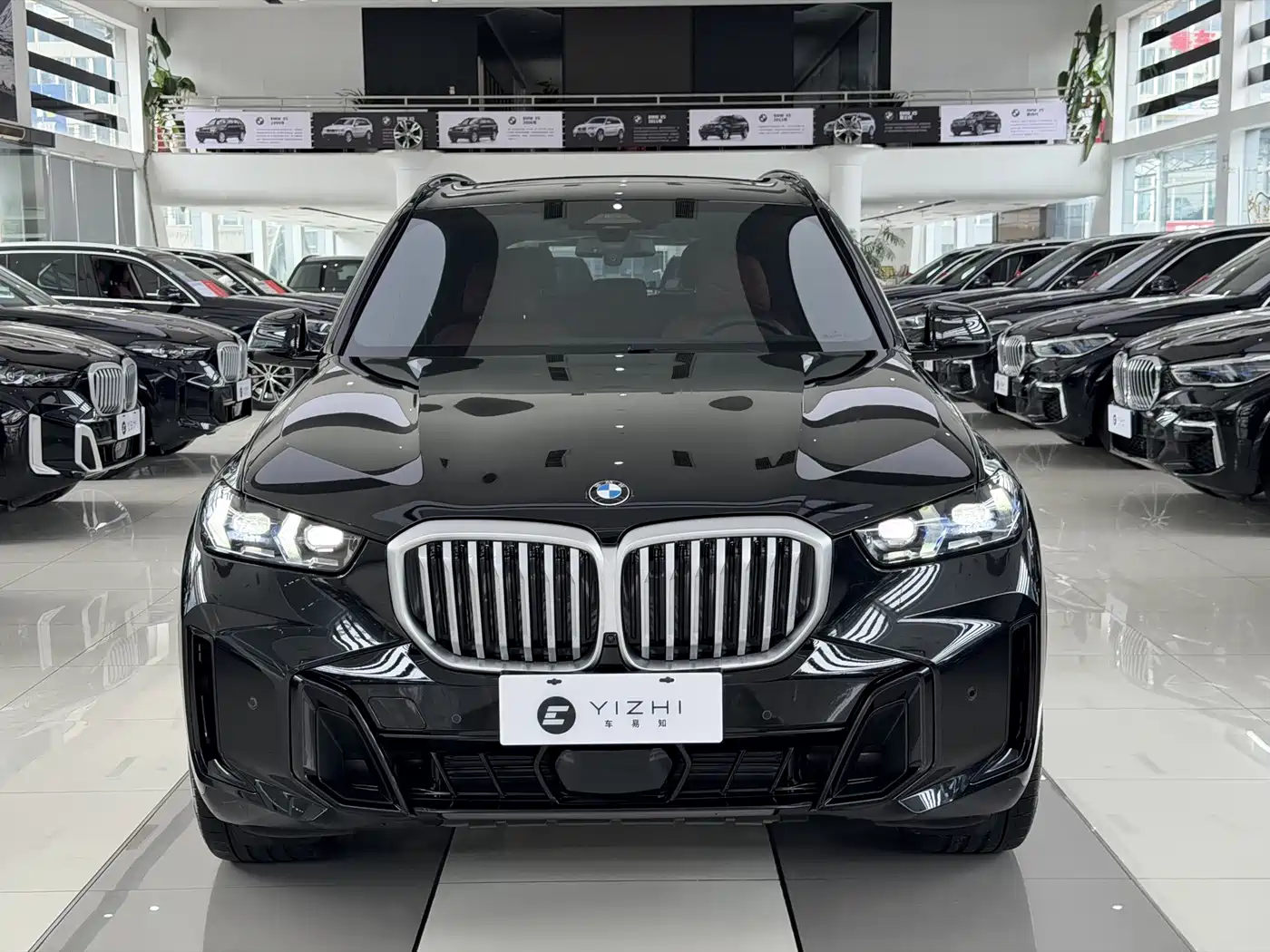 BMW X5 2025 2025 Model xDrive 40Li M Sport Blackout Package
