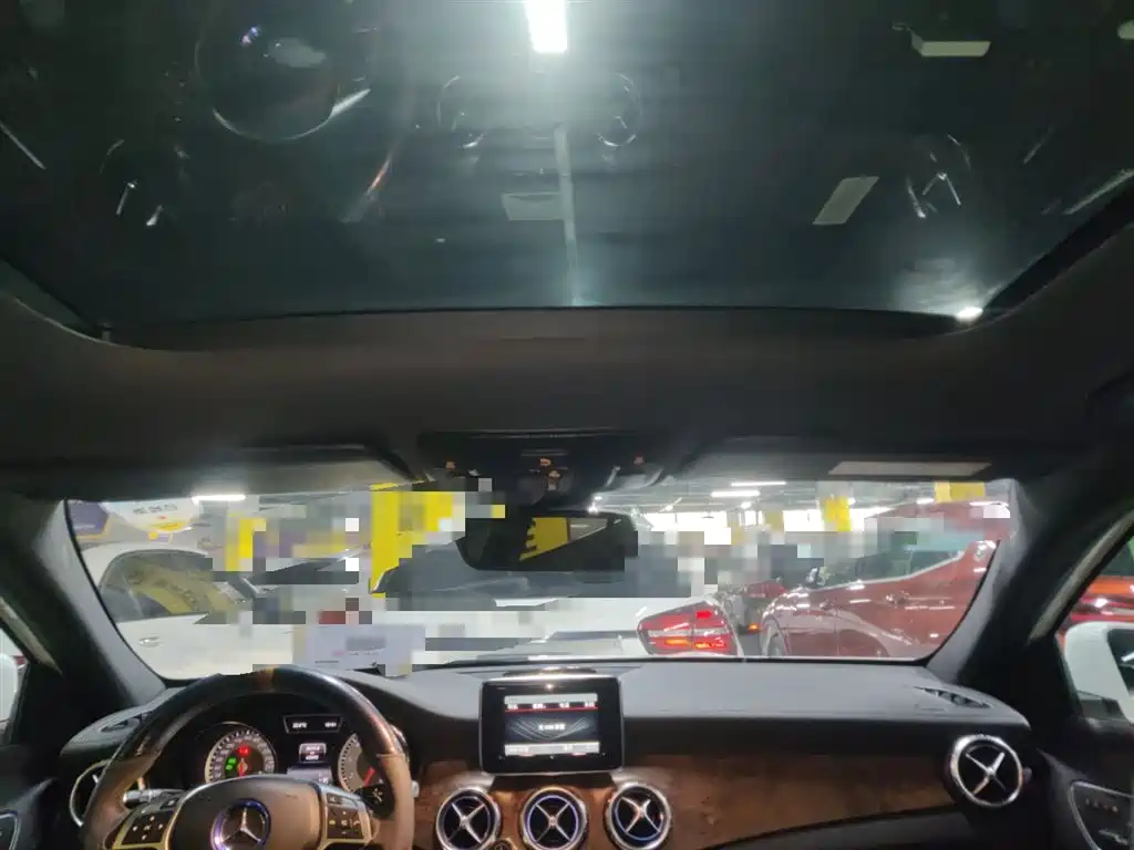 Mercedes-Benz GLA 2015 GLA 260 4MATIC Sport фото 18