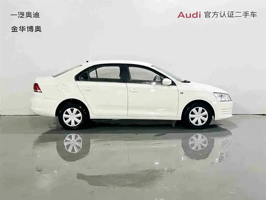 Volkswagen Santana 2013 1.6L Automatic Trend Edition фото 3