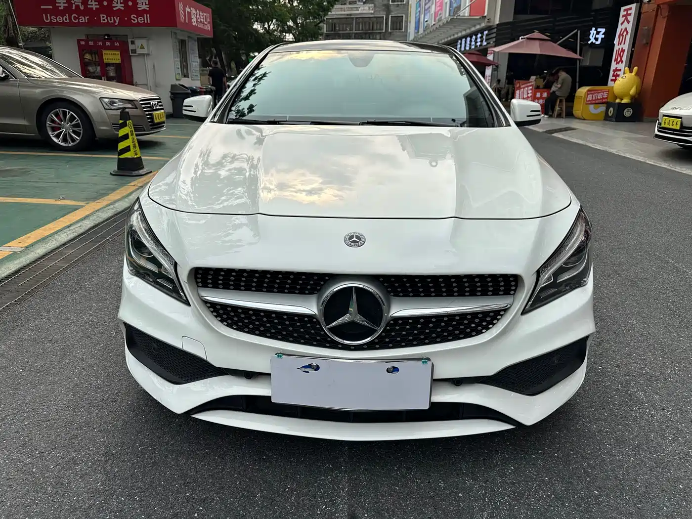 Mercedes-Benz CLA (Import) 2018 CLA 200 Fashion Edition фото 2