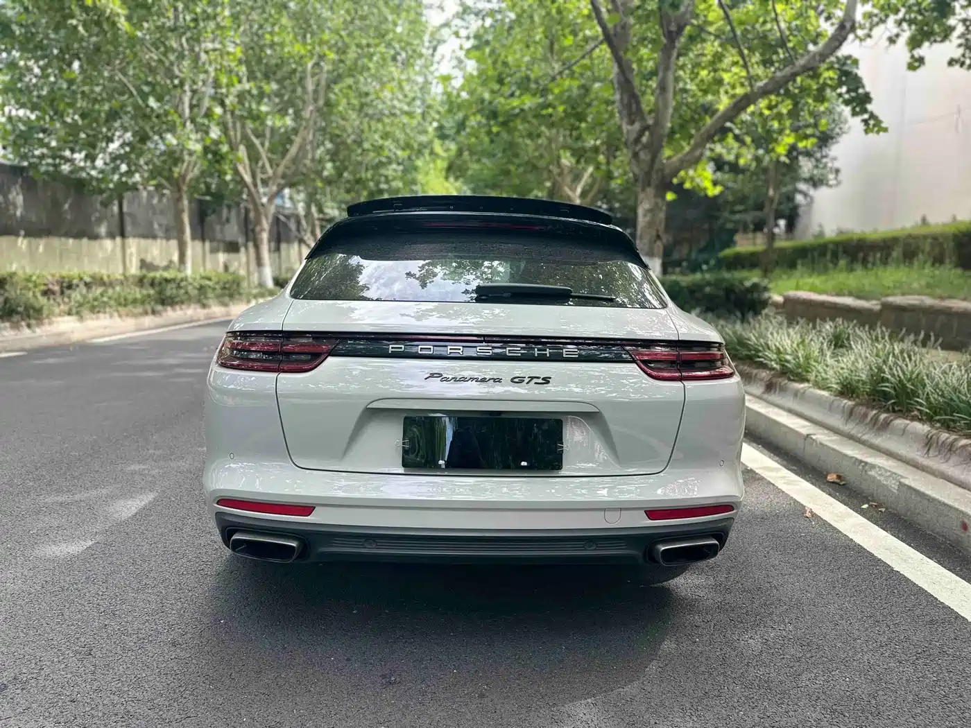 Фото 4 - Porsche Panamera