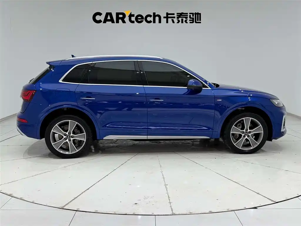 Audi Q5L 2022 45T Luxury Dynamic фото 12