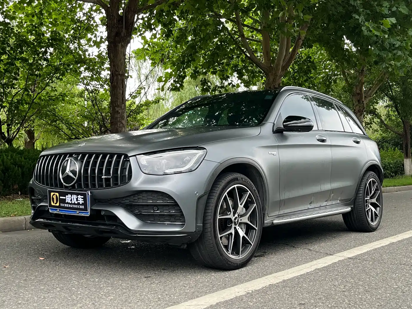 Mercedes-Benz GLC AMG