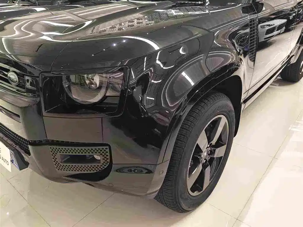 Land Rover Defender 2026 2025 110 3.0T P400 -Dynamic HSE