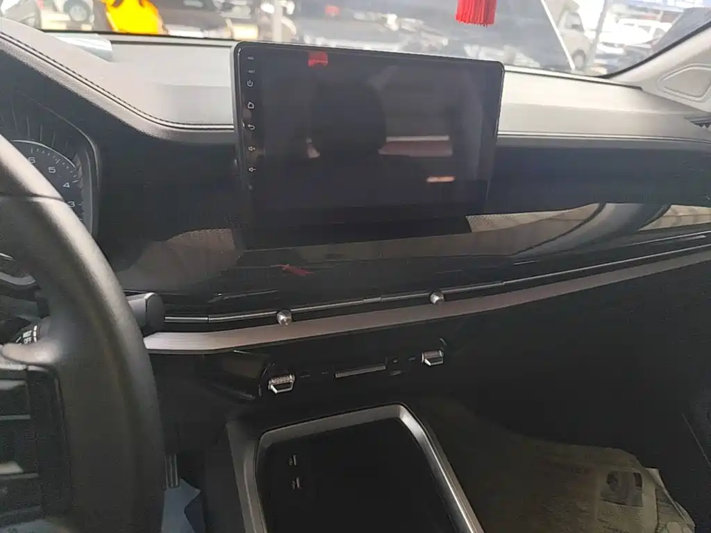 Wuling Motors Wuling Jiachen 2023 2022 1.5L Manual Joy Elite