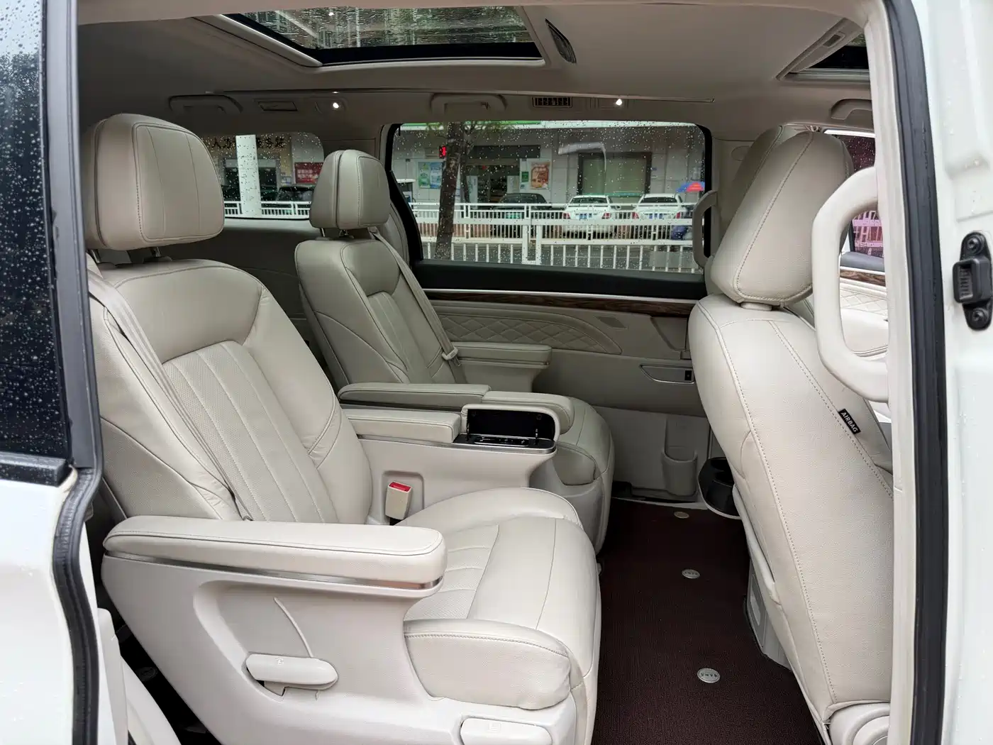 GAC Trumpchi Trumpchi M8 2018 320T Premium Edition фото 10