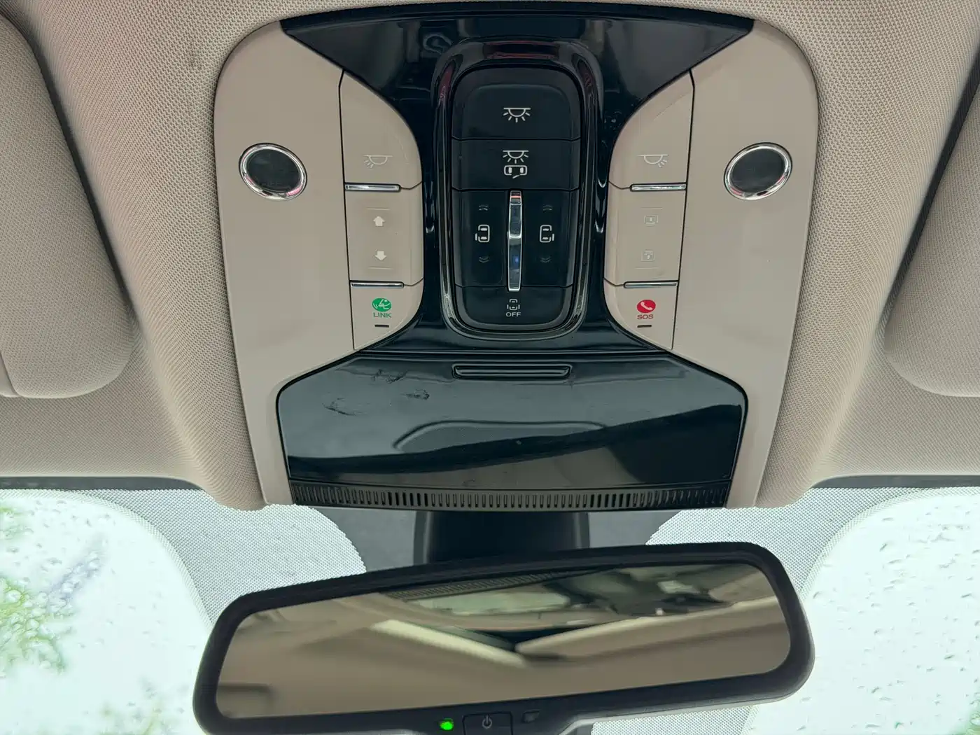 GAC Trumpchi Trumpchi M8 2018 320T Premium Edition фото 21