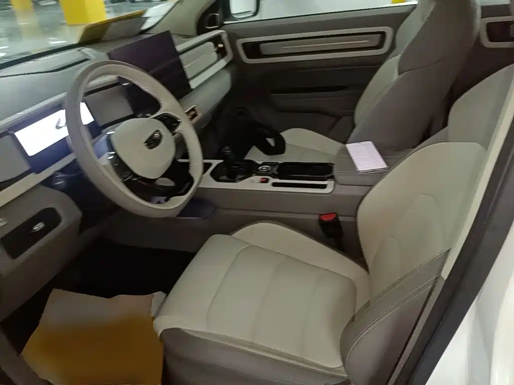 Geely ICON 2025 2026 Chocolate 1.5TD Pure Edition
