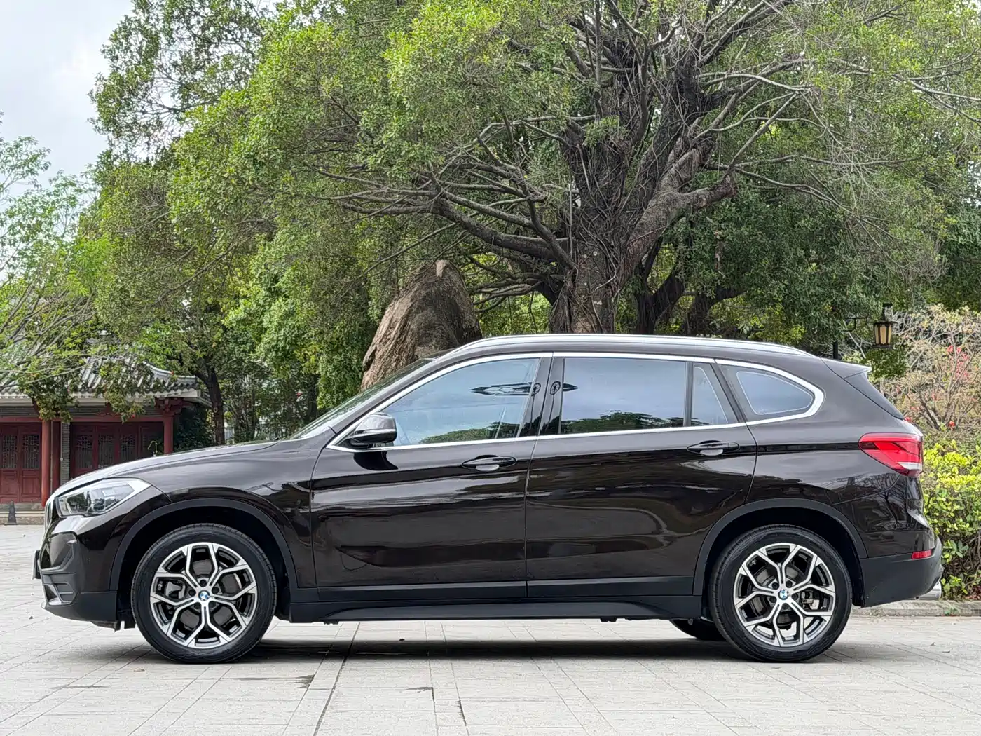 BMW X1 2022 sDrive25Li Leading фото 4