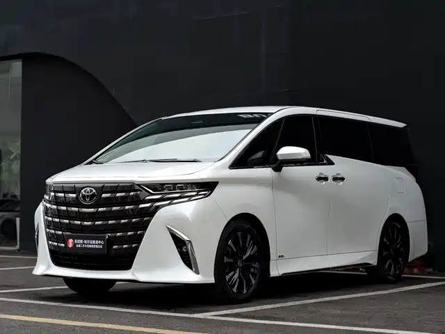 Toyota Alphard 2024