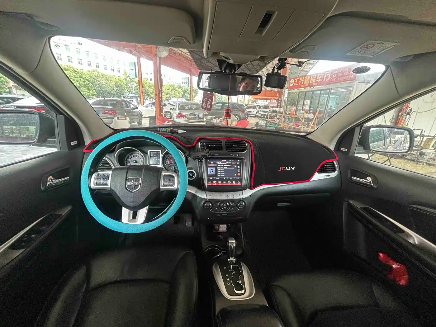 Dodge Journey 2013 2013 Model 2.4L 2WD Premium Edition