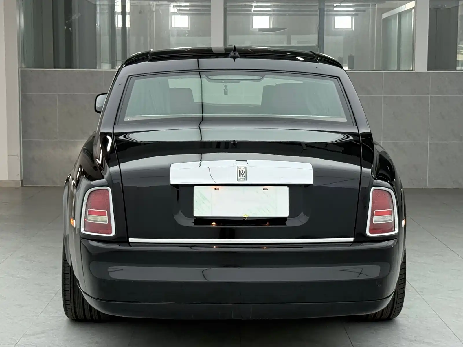 Фото 9 - Rolls-Royce Phantom