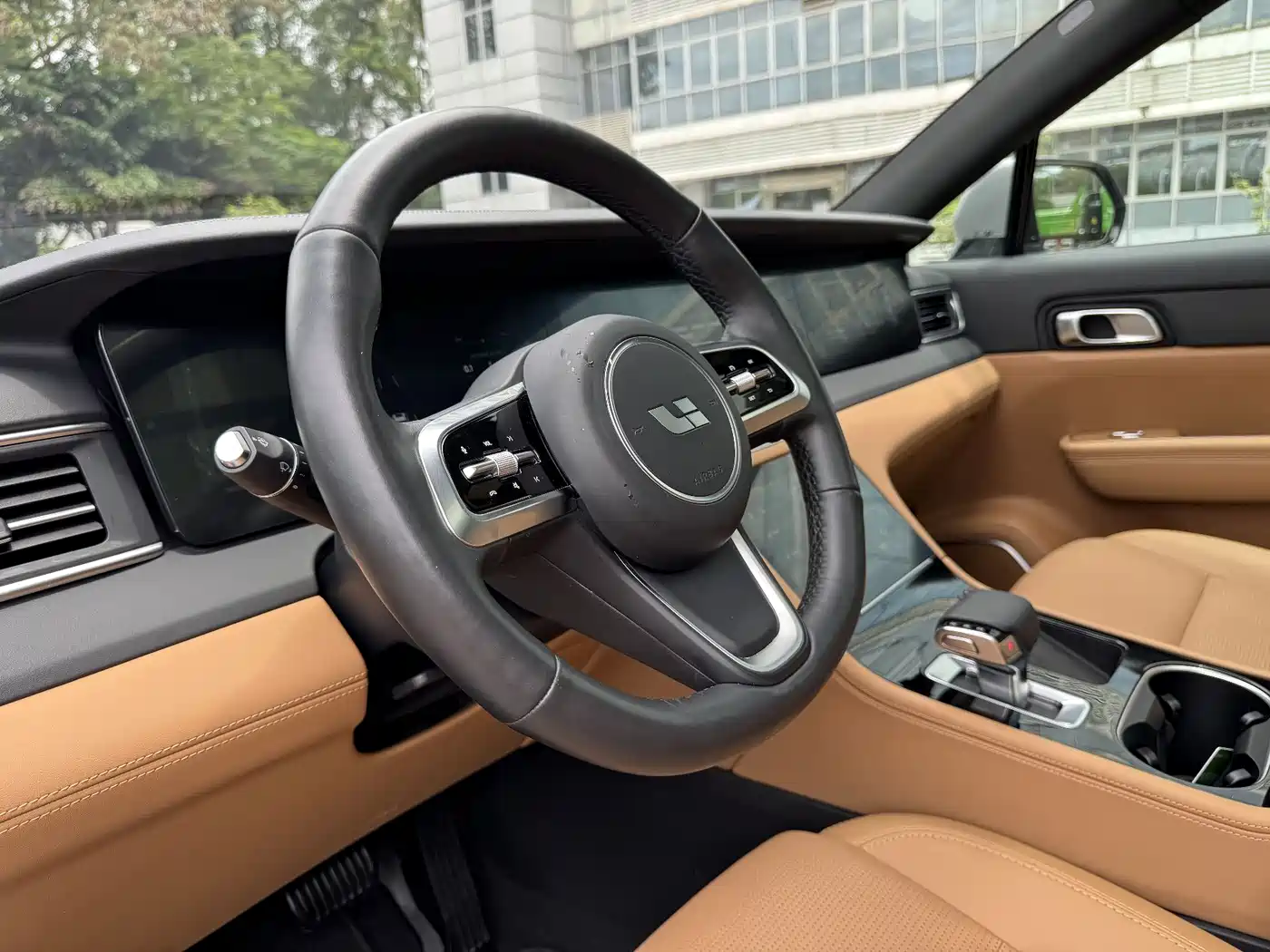 Фото 6 - Li Auto Li ONE