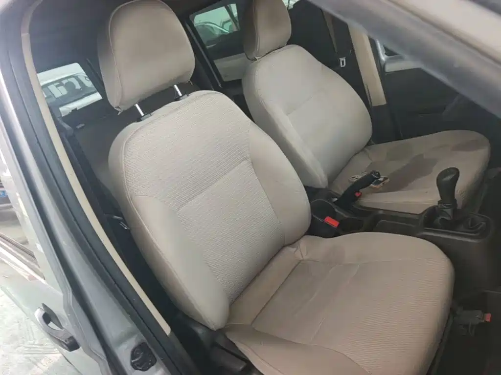 Wuling Motors Wuling Rongguang S 2024 2023 1.5L Base 5/7 Seater