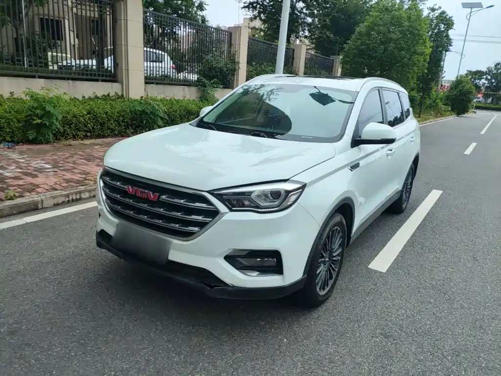 Sinotruk VGV VGV U70 2020 2020 Model 1.5T Auto Smart Elite 7-Seater