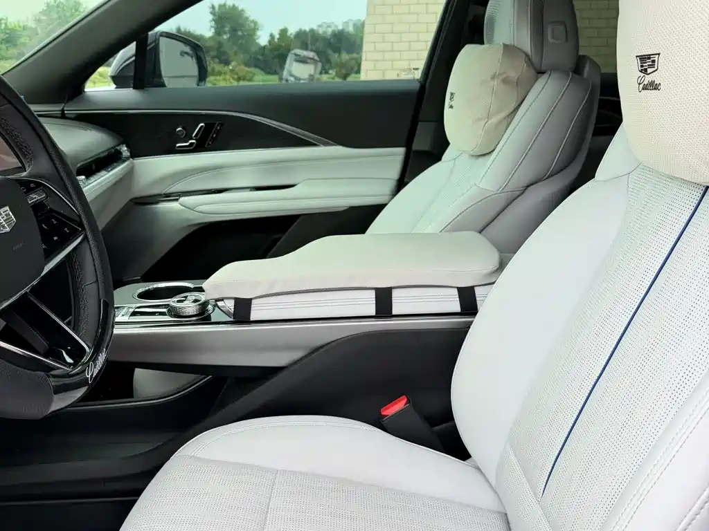 Cadillac IQ Rui Ge 2026 2024 RWD Standard Range Luxury Edition