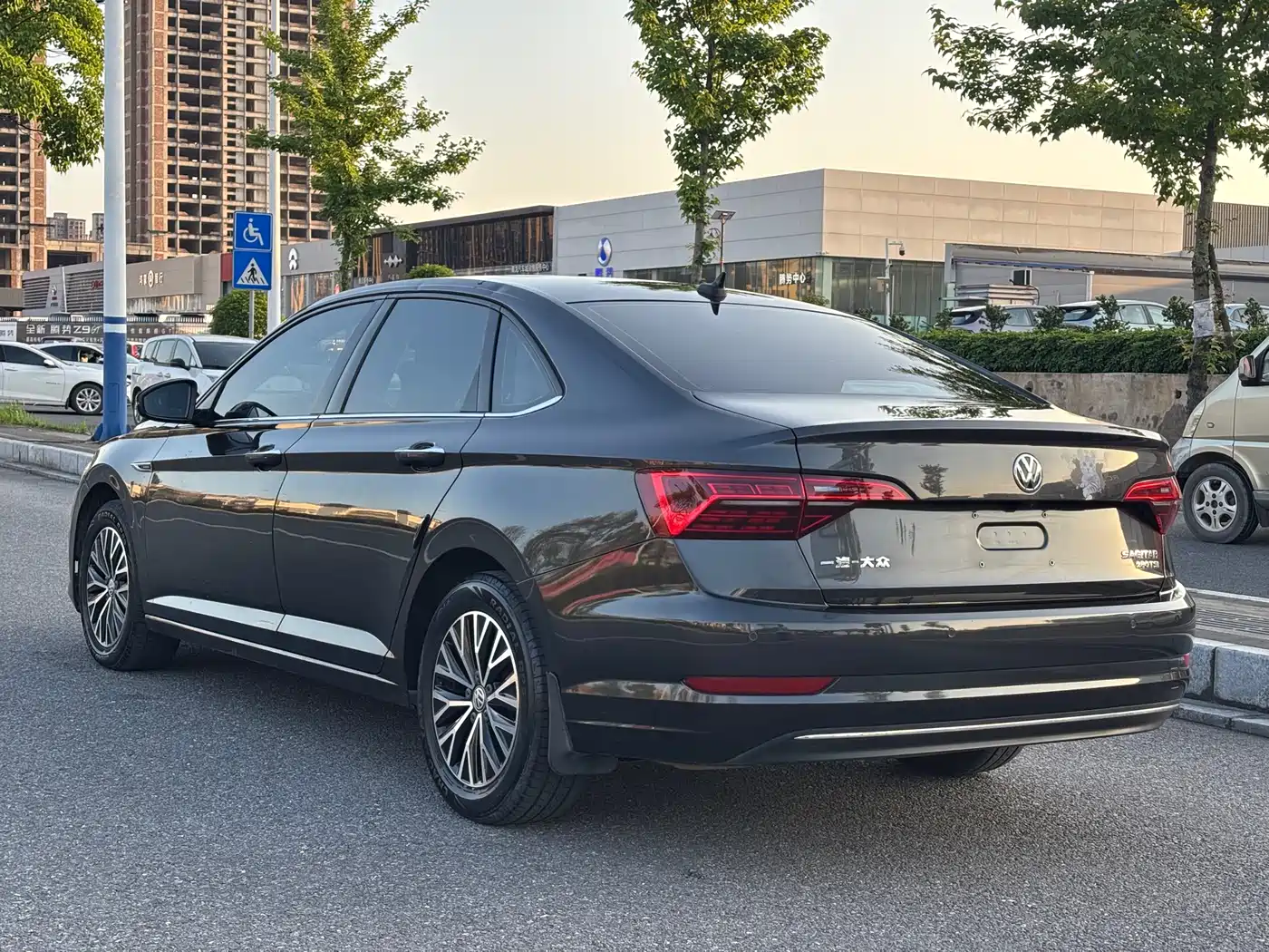 Volkswagen Sagitar 2021 280TSI DSG Comfort Smart Connect Edition фото 6