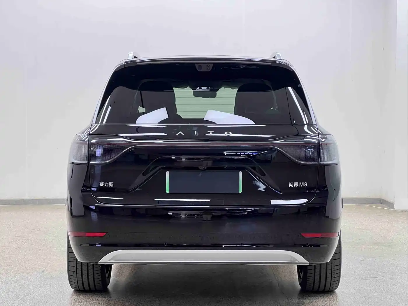AITO Wenjie AITO M9 2025 Extended Range Ultra 52kWh 6-Seater фото 6