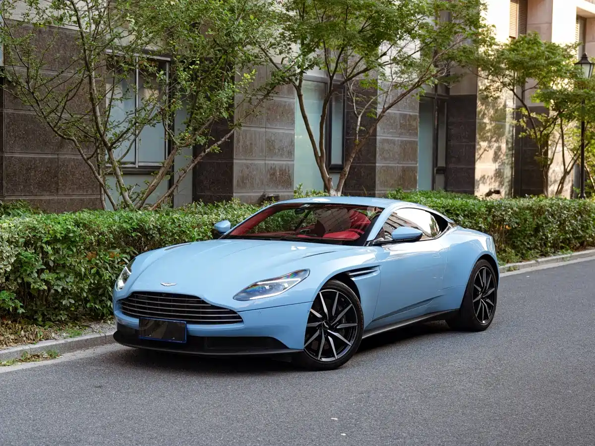 Aston Martin DB11 2021 2020 4.0T V8 Coupe