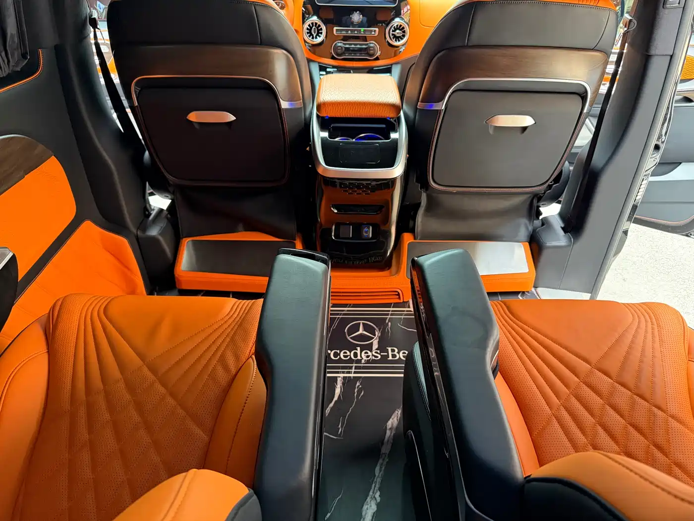Mercedes-Benz Vito 2023 2.0T Elite 7-Seater фото 22