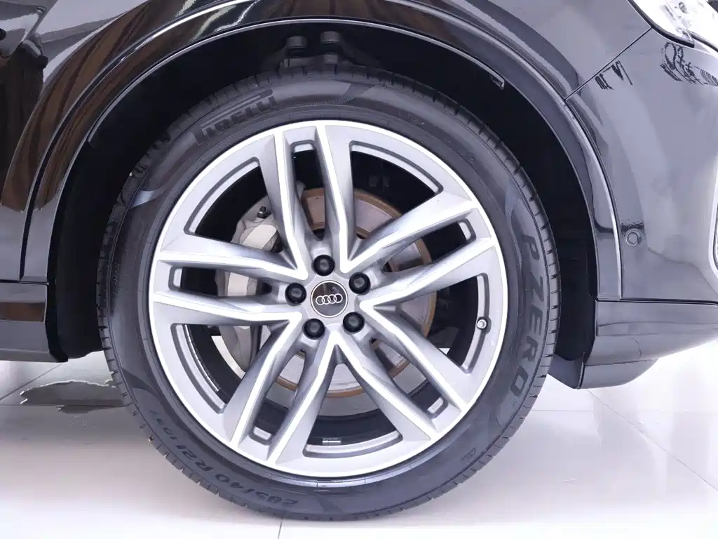 Audi Q7 2025 2025 55 TFSI quattro S line Sport