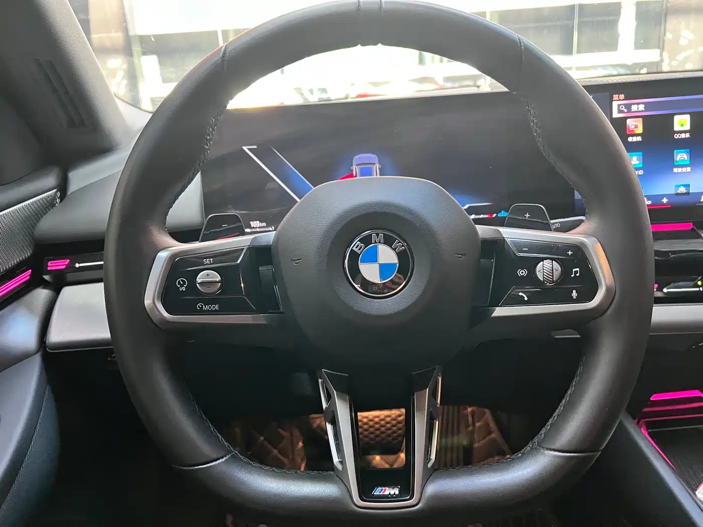 BMW 5 Series 2024 525Li M Sport Package фото 8