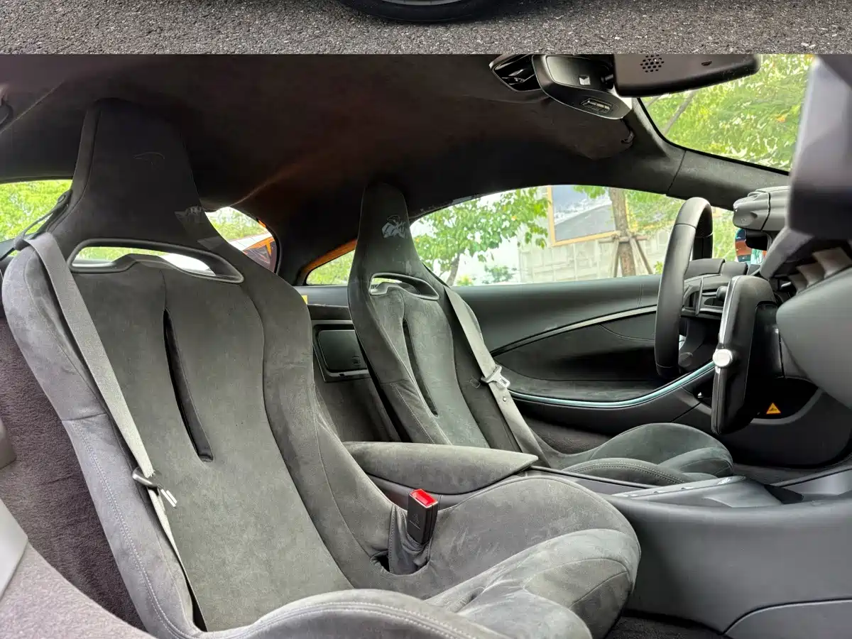 McLaren Artura 2025 2023 3.0T Hybrid Standard