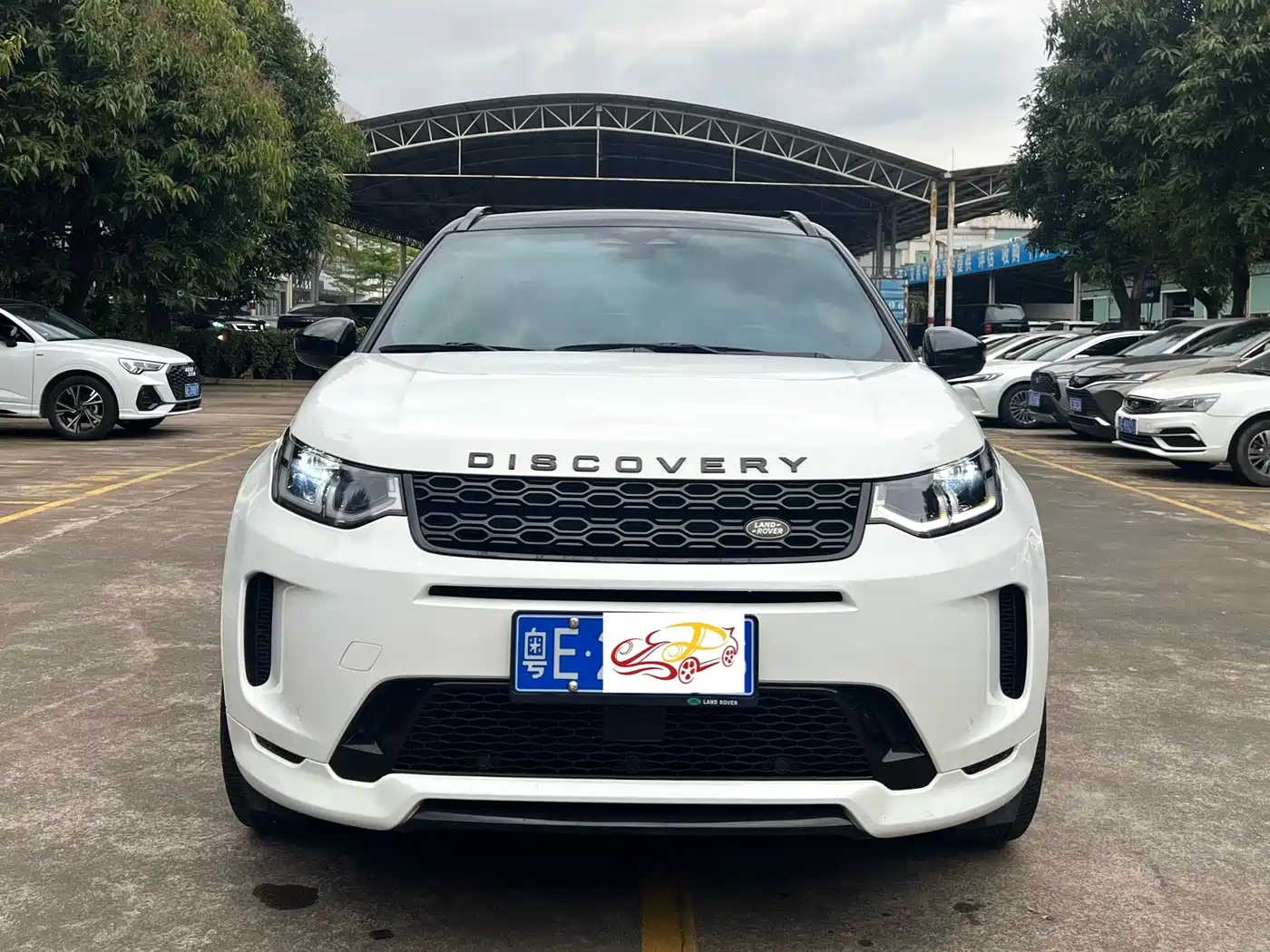 LAND ROVER DISCOVER SPORTS