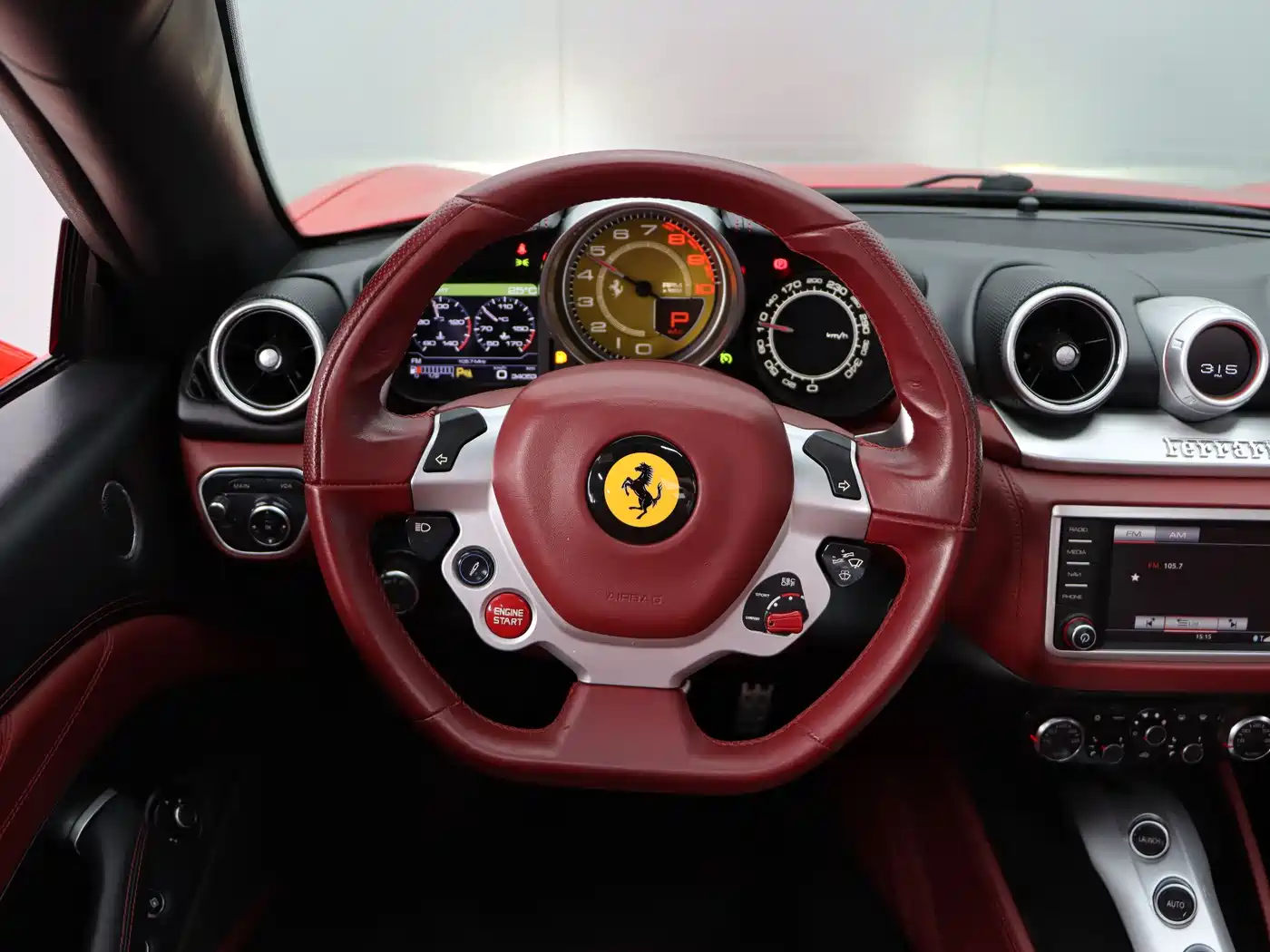 FERRARI CALIFORNIA T