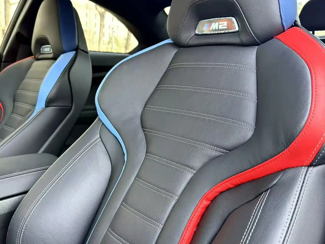 BMW M2 2024 M2 фото 23