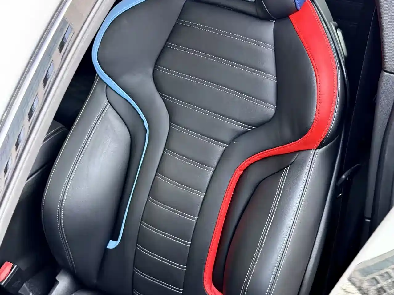 BMW M2 2024 M2 фото 22