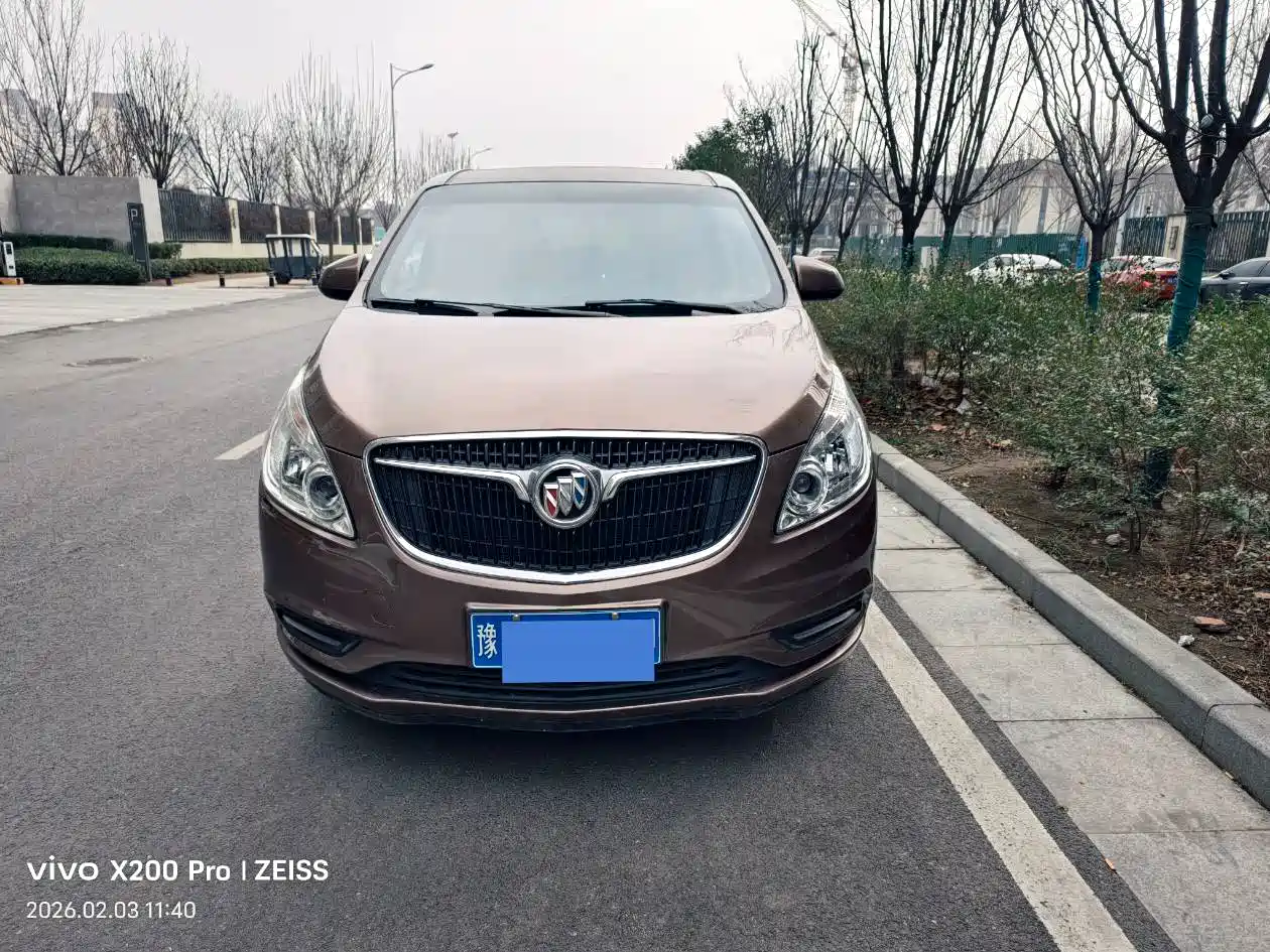Buick GL8 2018 28T Comfort China VI фото 3