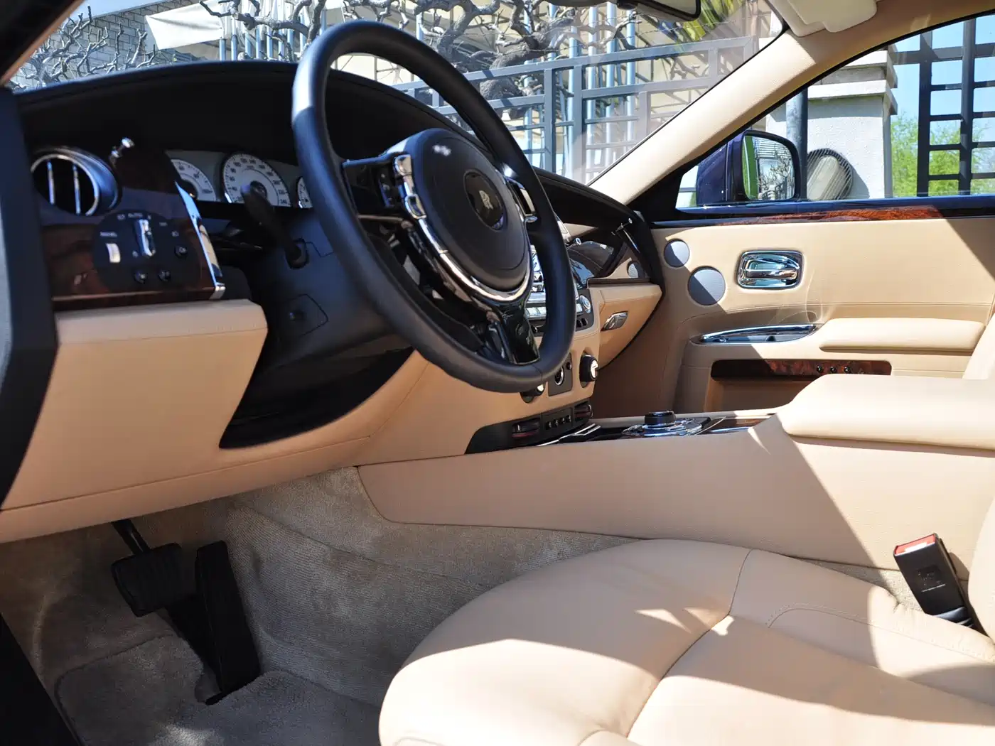 Rolls-Royce Ghost 2013 2010 Model 6.6T Standard
