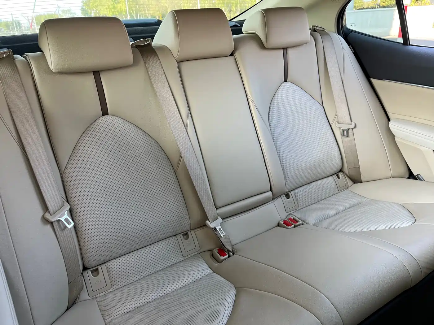 Toyota Camry 2019 Hybrid 2.5HG Luxury Edition China V фото 27
