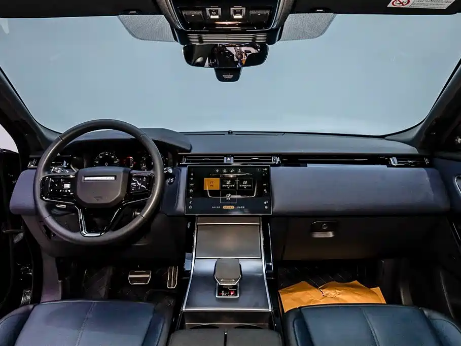 Land Rover Range Rover Velar 2024 Dynamic SE фото 31