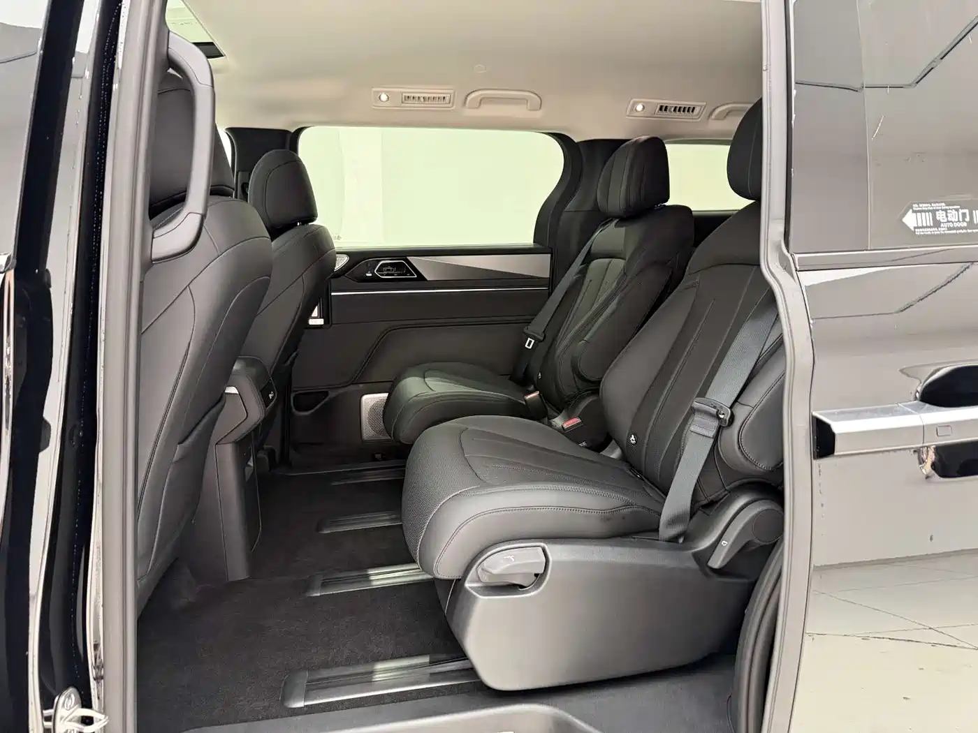 BYD M9 2025 2025 Model 1060 Pilot Edition