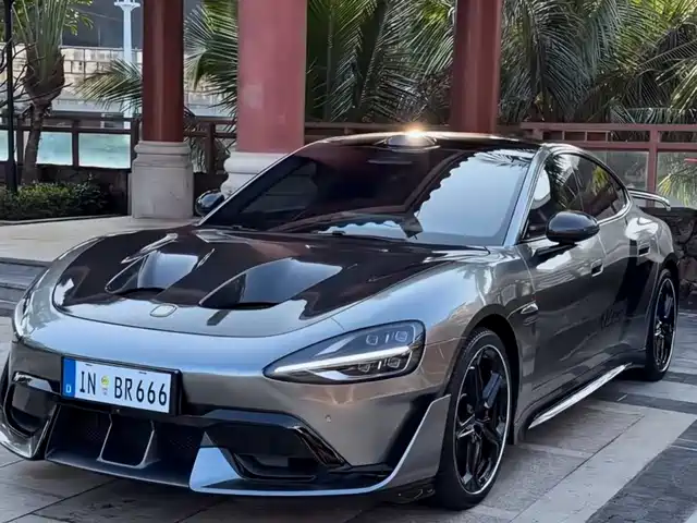 XIAOMI CAR XIAOMI SU7