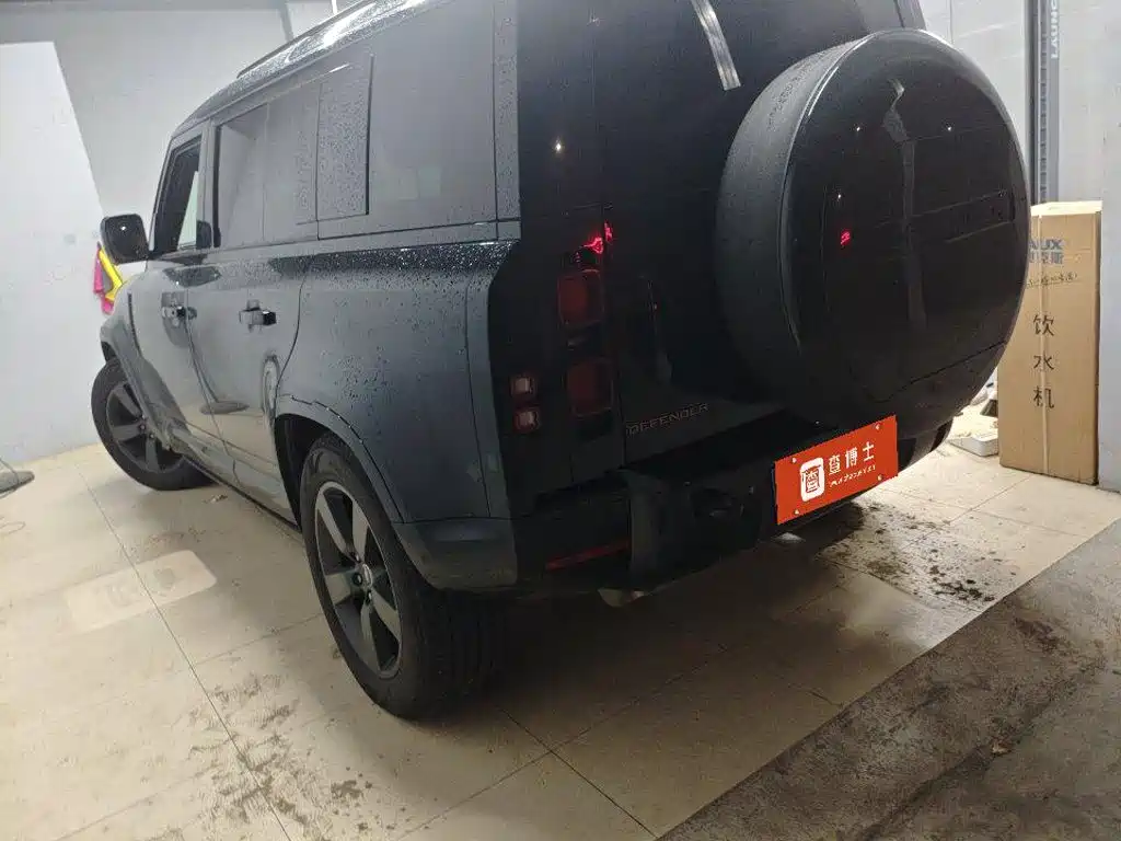 Land Rover Defender 2025 2025 110 3.0T P400 -Dynamic HSE