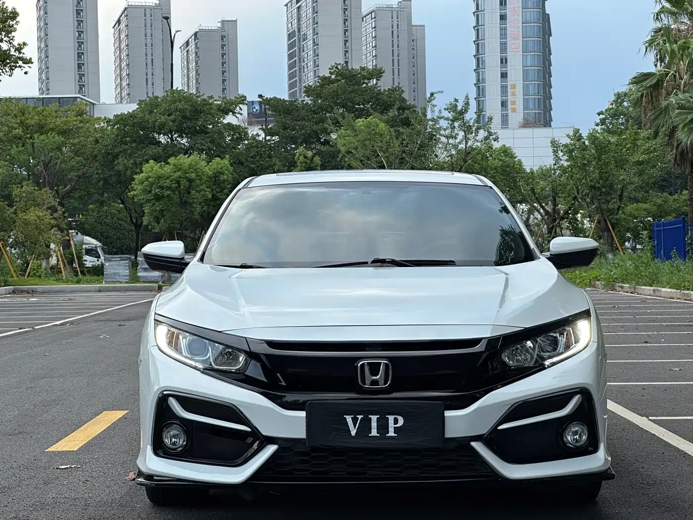 Фото 2 - Honda Civic