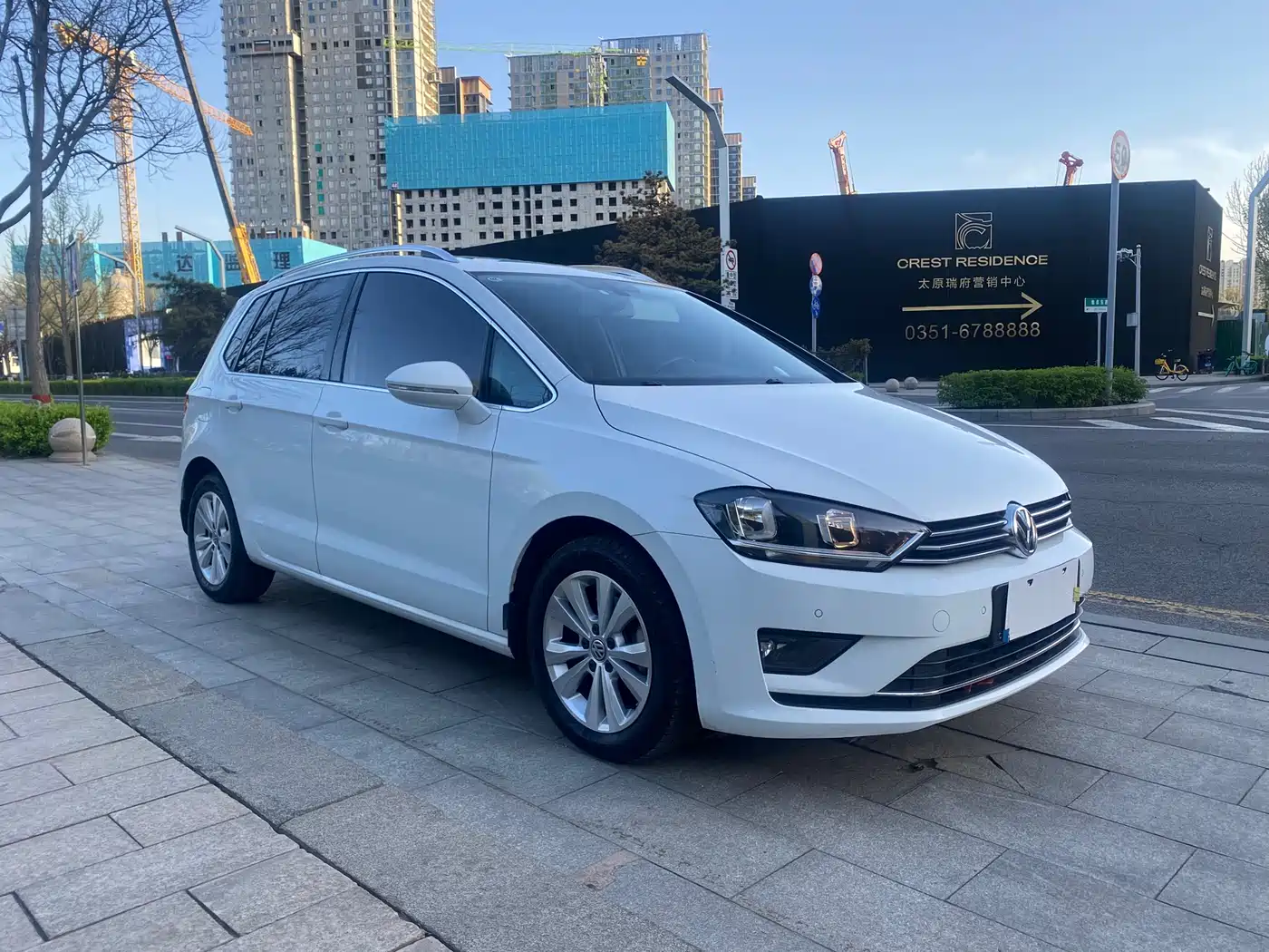 VOLKSWAGEN GOLF*JIAYU