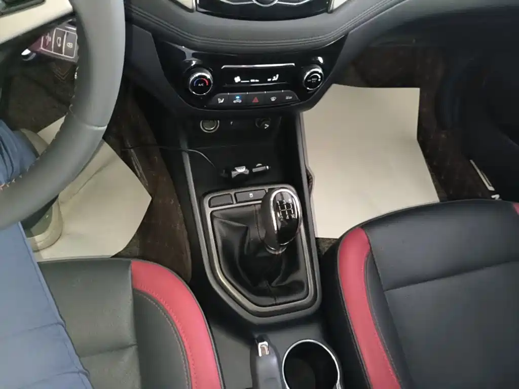 Changan Eado XT 2017 2016 1.6L Manual Stylish Cool Edition