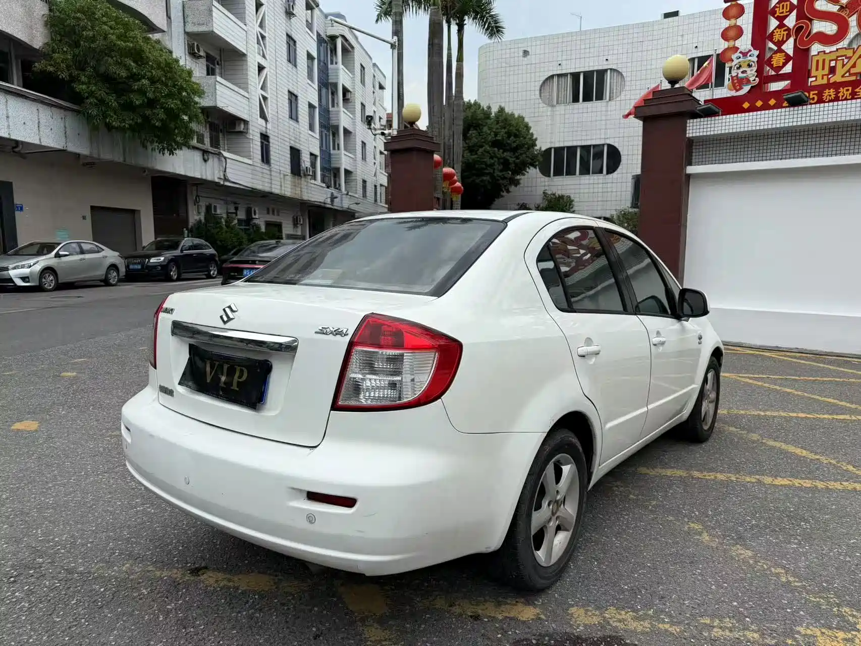 Фото 8 - Suzuki SX4